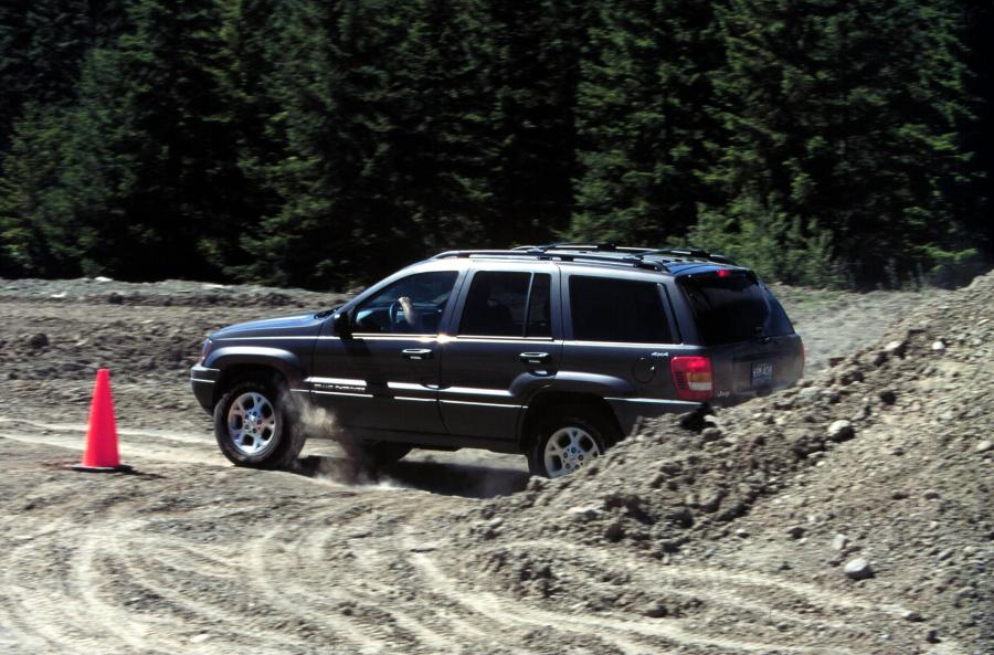  Jeep Grand Cherokee 1999 года  (фото 10 из 80)
